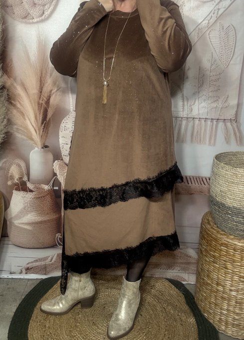 Jupe asymétrique velours chocolat au lait strass paillettes argentées et dentelle noire du 40 au 52 