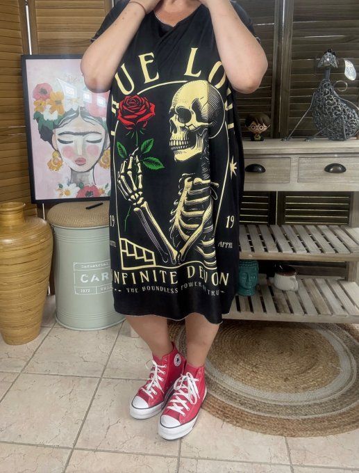 Robe courte ou tunique longue noire Skeleton in Devotion & Red Rose du 42 au 52 