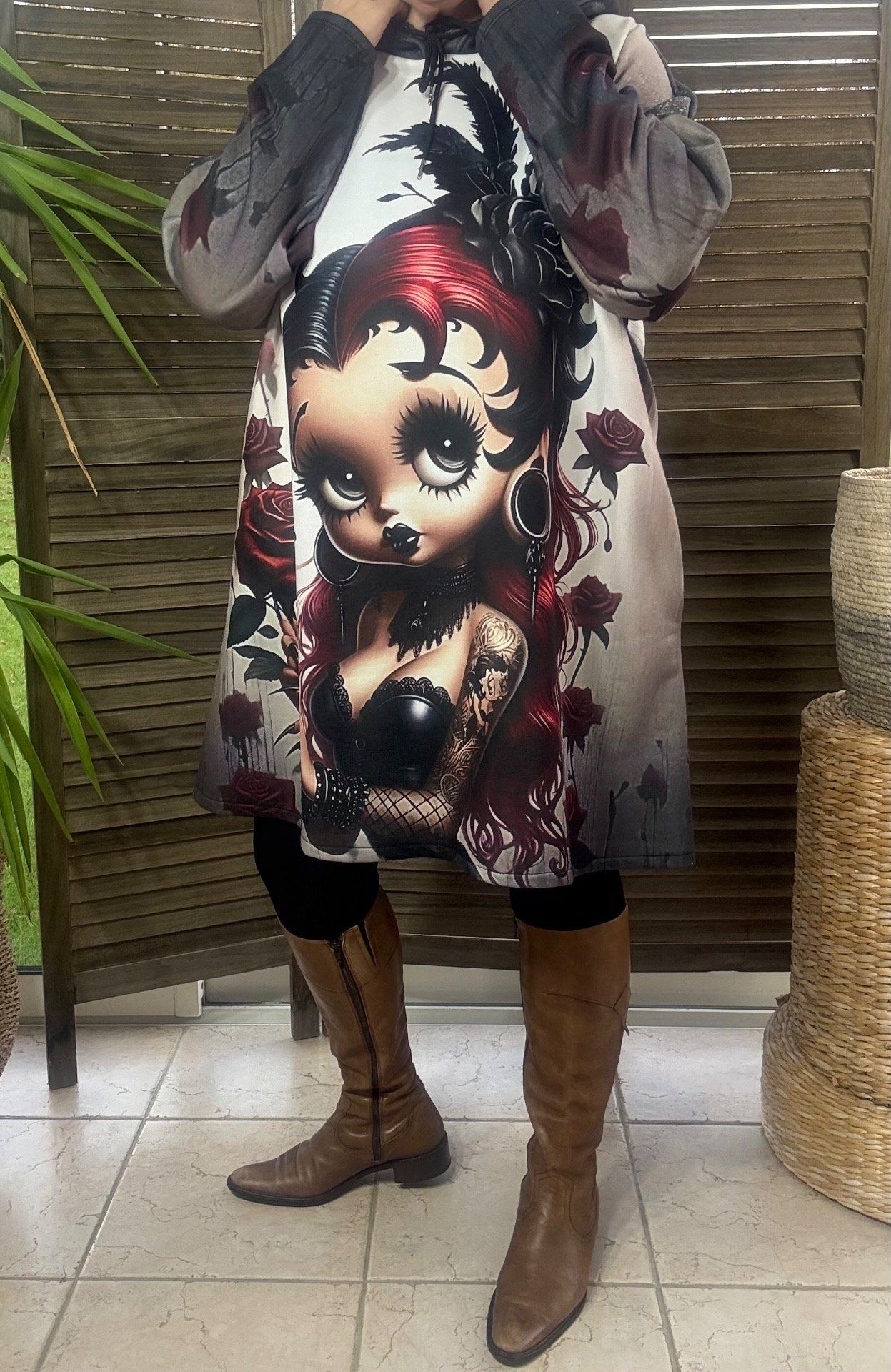Robe-sweat trapèze à capuche multicolore Betty Boop Gothic Girl du 40 au 50/52