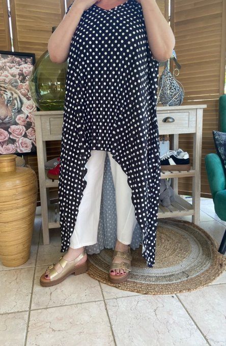 Maxi-tunique plissée asymétrique noire pois blancs du 42 au 56/58