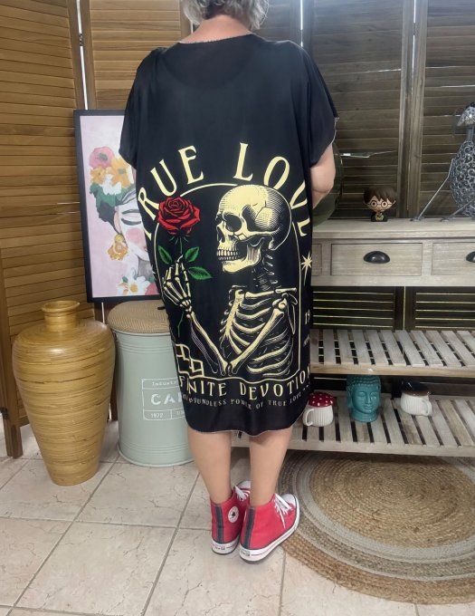 Robe courte ou tunique longue noire Skeleton in Devotion & Red Rose du 42 au 52 