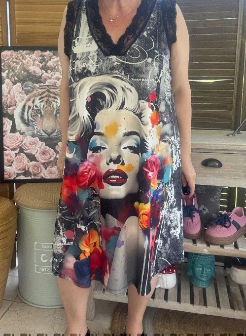 Robe effet jeans noir délavé Marylin Monroe dentelle noire du 38 au 46/48