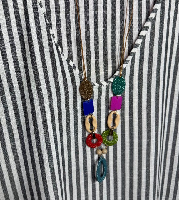 Robe ample mi-longue aspect lin rayé noir chiné et écru + collier du 38 au 48