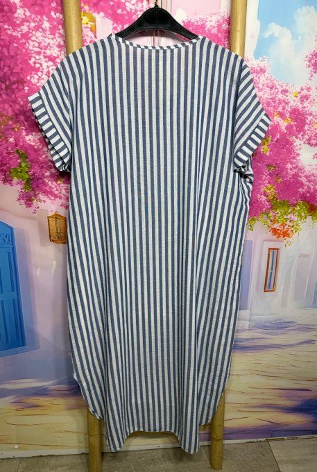 Robe ample mi-longue aspect lin rayé marine chiné et écru + collier du 38 au 48