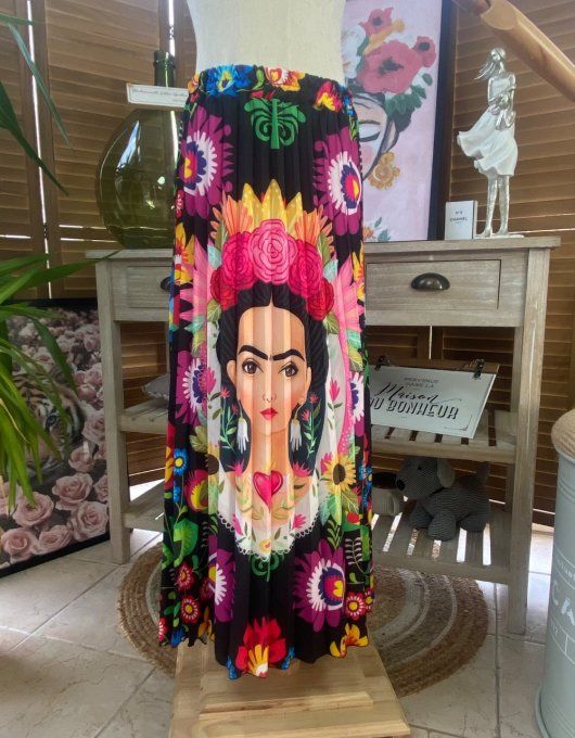 Jupe plissée longue ample noire Frida Kahlo aux Fleurs du 38 au 46 