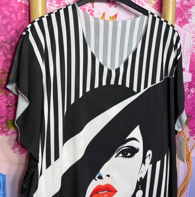 Robe droite oversize ou maxi-tunique lycra noir rayé Femme au Chapeau Art Déco du 40 au 52