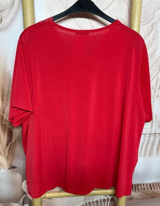 Top rouge col V dentelle manches courtes Les Basiques du Dressing du 40 au 52/54 