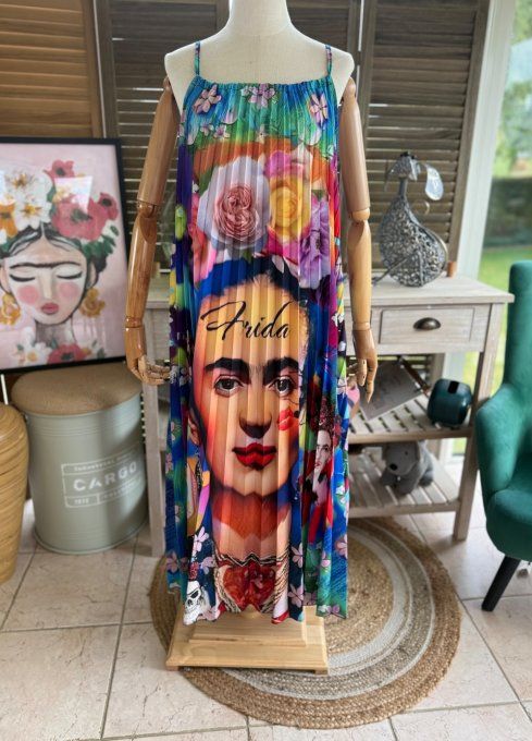 Robe longue plissée bretelles ajustables multicolore Viva Frida Kahlo du 38 au 48/50   