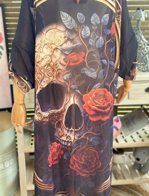Kimono long voile noir Médaillon Skulls & Red Roses du 40 au 50/52 et même +