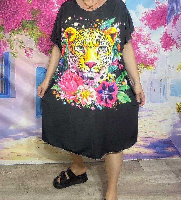 Robe droite oversize ou maxi-tunique lycra noir Le majestueux Léopard et les fleurs du 40 au 52