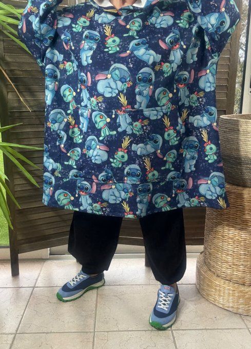 Maxi-sweat polaire à capuche marine Sleepy Lovely Stitch douceur +++++ du 42 au 58/60 