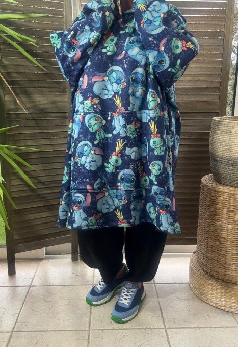 Maxi-sweat polaire à capuche marine Sleepy Lovely Stitch douceur +++++ du 42 au 58/60 