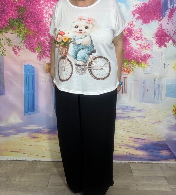 Tee-shirt ample blanc Le Petit chien Bichon à bicyclette du 38 au 50/52