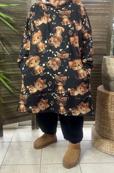 Maxi-sweat polaire à capuche noir Mes Petits Chats Caramel douceur +++++ du 42 au 58/60