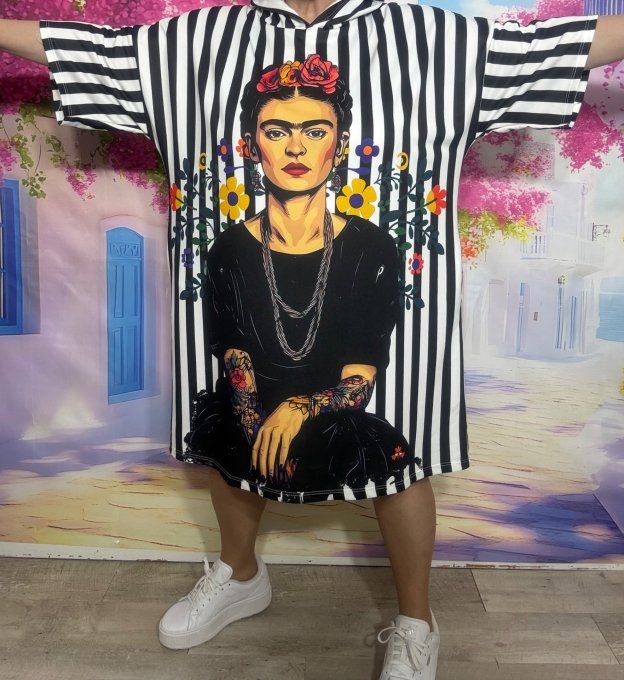 Robe à capuche ample blanche  rayée noire Viva Tattoo Frida Kahlo  du 42 au 54/56
