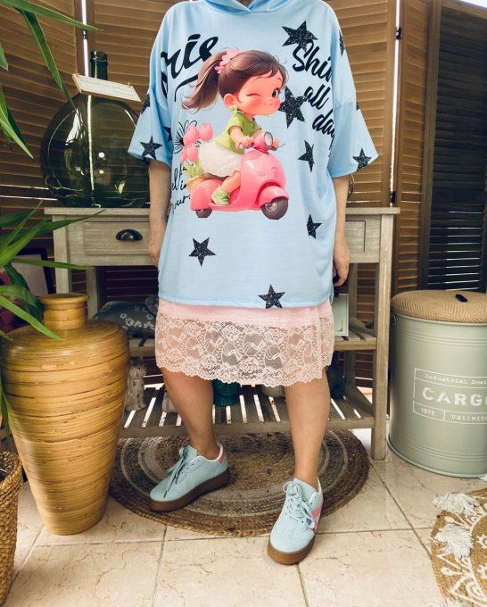 Top à capuche ample bleu jeans clair Fillette modèle rétro du 40 au 48/50