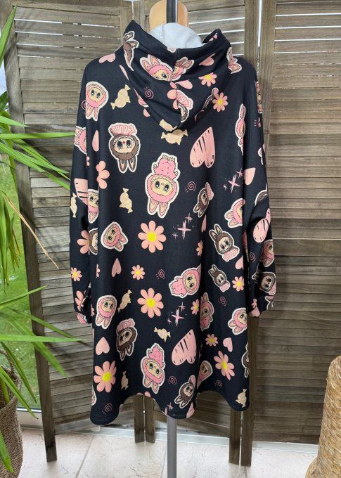 Maxi-sweat polaire à capuche noir In Love with Labubu douceur +++++ du 42 au 58/60