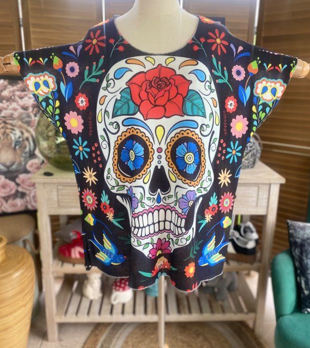 Top fin ample noir Mexican Skulls Calaveras & fleurs du 40 au 52 