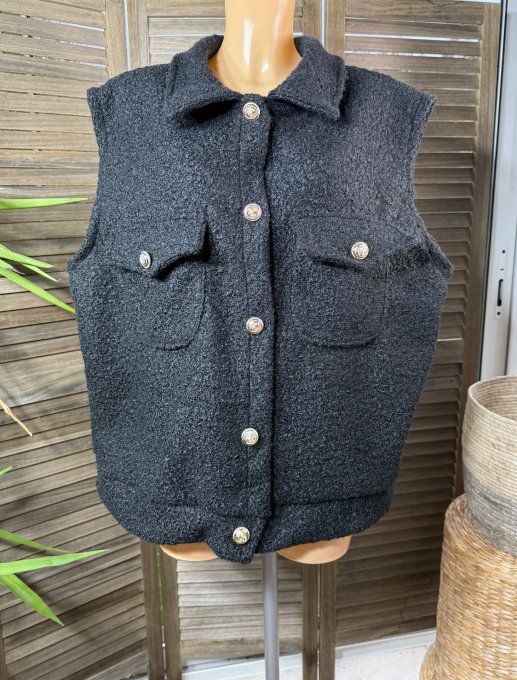 Blouson sans manches bouclette noire boutons dorés du 38 au 48/50 et même +   