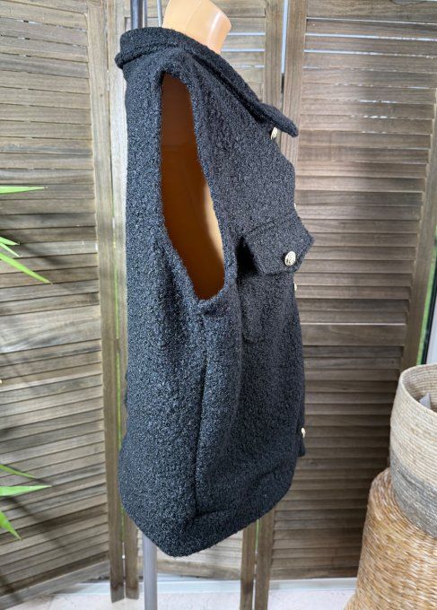 Blouson sans manches bouclette noire boutons dorés du 38 au 48/50 et même +   