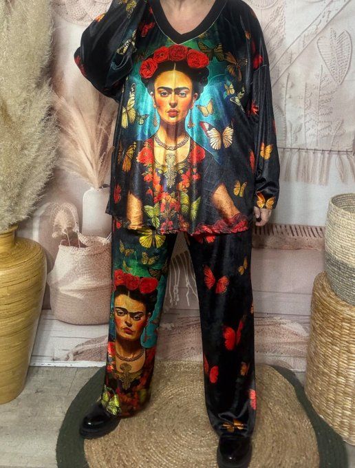 Survêtement ou Ensemble détente velours Frida Kahlo aux Fleurs du 38 au 50/52