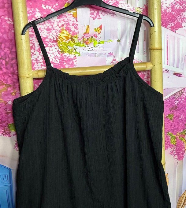 Robe à bretelles trapèze volantée courte cannelée noire douceur ++++ du 38 au 48/50