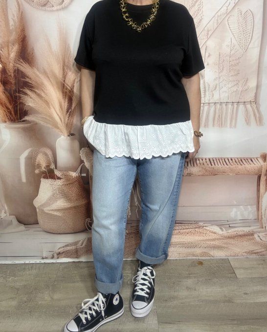 Top trapèze noir volants broderie anglaise blanche douceur +++ du 36 au 46/48