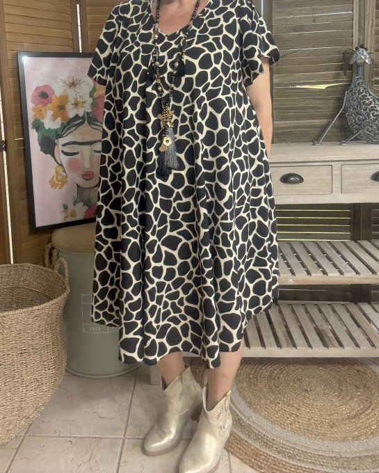 Robe trapèze asymétrique noire et beige Ethnique Girafe du 40 au 52/54 