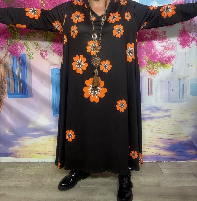 Robe longue trapèze noire Marguerites oranges et blanches Hippie Chic du 42 au 54/56