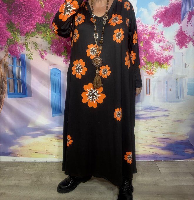 Robe longue trapèze noire Marguerites oranges et blanches Hippie Chic du 42 au 54/56