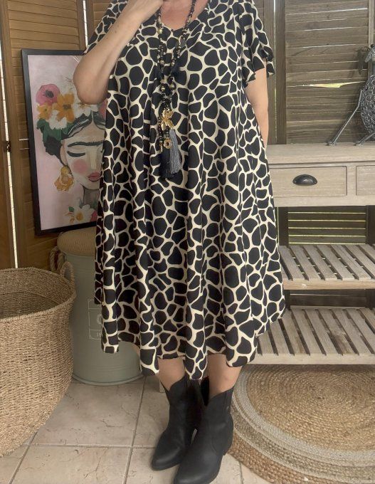Robe trapèze asymétrique noire et beige Ethnique Girafe du 40 au 52/54 