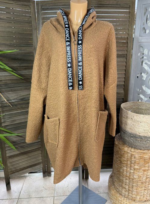 Manteau à capuche mi-long ample bouclette Camel du 42 au 52/54 et même + 