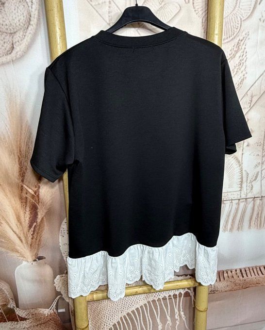 Top trapèze noir volants broderie anglaise blanche douceur +++ du 36 au 46/48