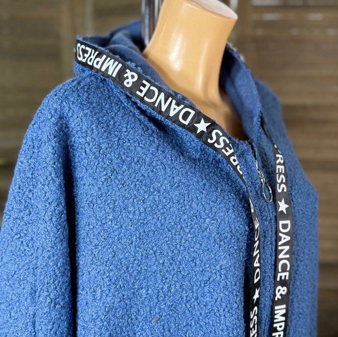 Manteau à capuche mi-long ample bouclette Bleu jeans du 42 au 52/54 et même + 
