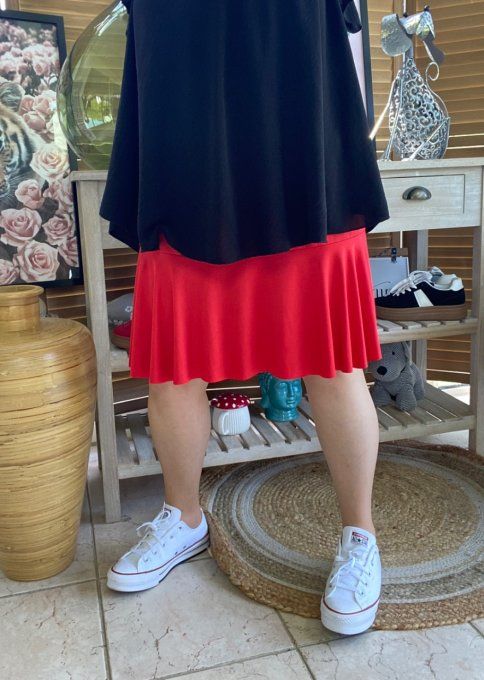 Jupe -short ample rouge stretch ++++ du 38 au 54 