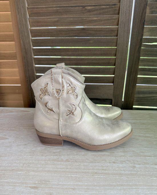 Bottines basses façon Santiags doré et découpes pailletées dorées or confort ++++  