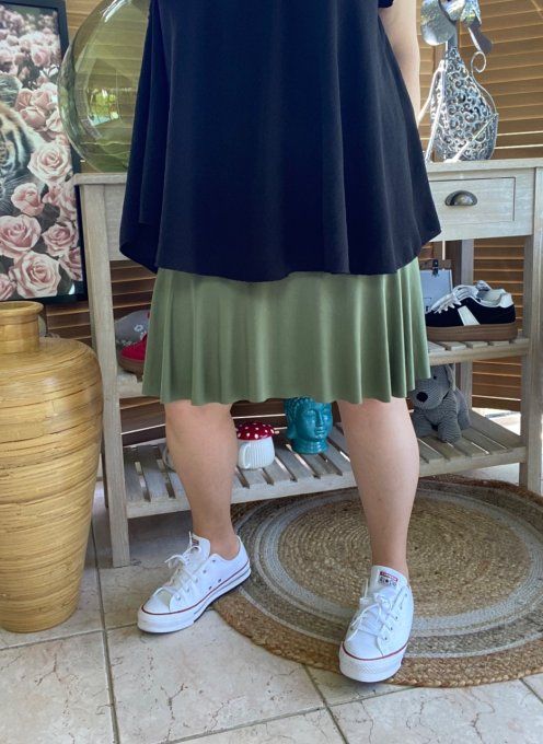 Jupe -short ample kaki stretch ++++ du 38 au 54 