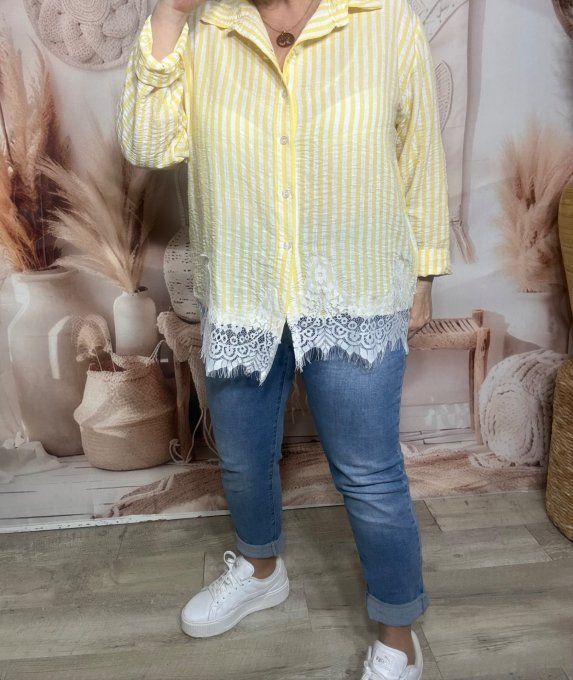 Chemise rayée jaune pastel & dentelle florale blanche du 34 au 44 et même + si portée ouverte