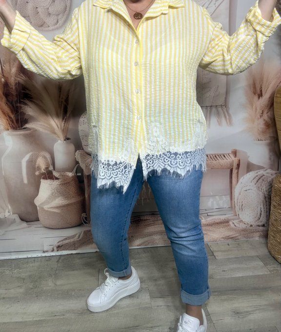 Chemise rayée jaune pastel & dentelle florale blanche du 34 au 44 et même + si portée ouverte