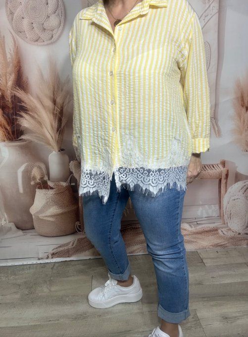 Chemise rayée jaune pastel & dentelle florale blanche du 34 au 44 et même + si portée ouverte
