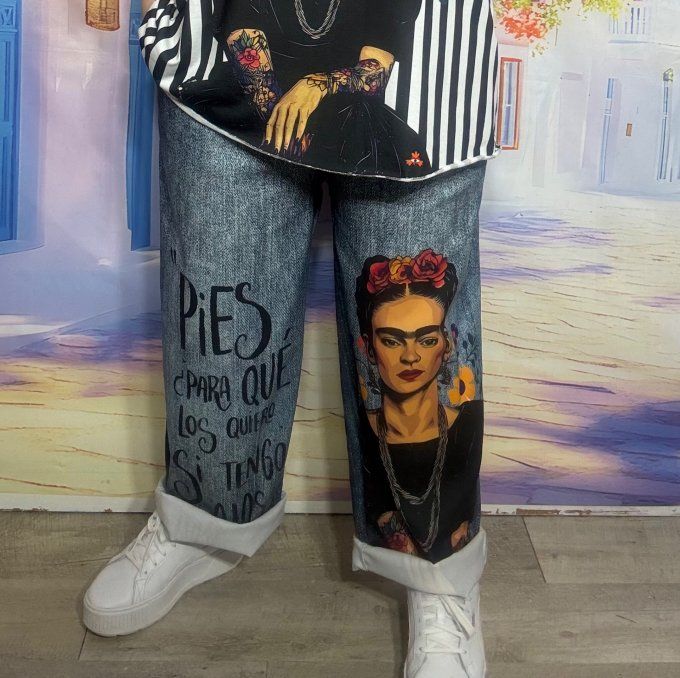 Panta-jogg effet jeans stone délavé Viva Tattoo Frida Kahlo  ++++ du 40 au 52/54