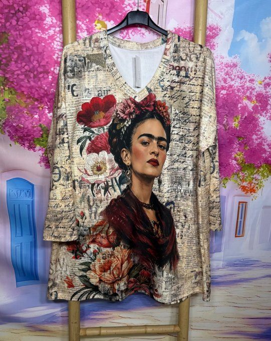 Robe-sweat ou Maxi-sweat Newspapers crème Frida Kahlo aux Fleurs confort +++ du 40 au 50/52