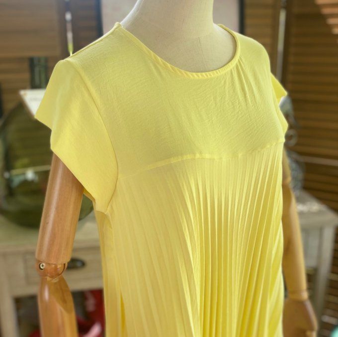 Robe ample longue plissée manches courtes jaune pastel du 38 au 48/50 