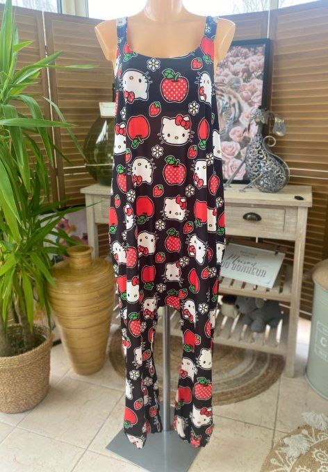 Combinaison salopette noire Hello Kitty & Red Apples du 38 au 52