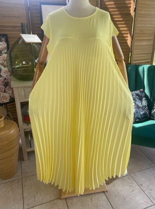 Robe ample longue plissée manches courtes jaune pastel du 38 au 48/50 