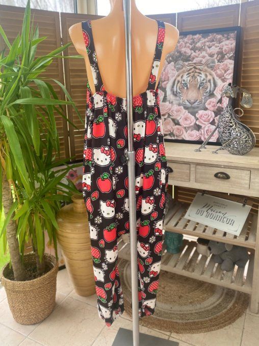 Combinaison salopette noire Hello Kitty & Red Apples du 38 au 52