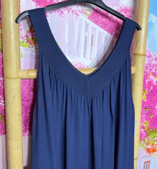 Robe trapèze mi-longue marine col V brodé viscose douceur ++++ du 36 au 46/48