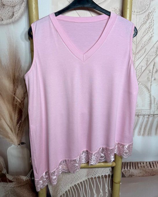 Top trapèze sans manches asymétrique rose bébé dentelle Les Basiques du Dressing du 40 au 52 