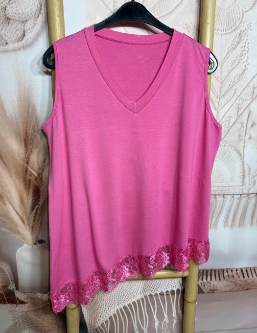 Top trapèze sans manches asymétrique Fuschia dentelle du 40 au 52 (AVEC DÉFAUT !!!)