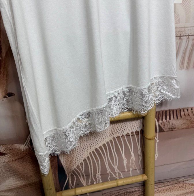 Top trapèze sans manches asymétrique blanc dentelle Les Basiques du Dressing du 40 au 52 